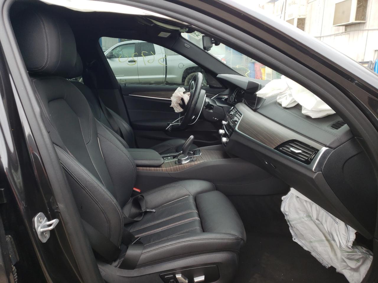 Photo 5 from auction – 2018 BMW 540 I with VIN WBAJE5C5XJWA95224