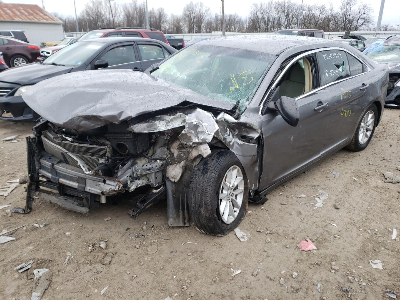 Photo 2 from auction – 2014 FORD TAURUS SE with VIN 1FAHP2D82EG175557