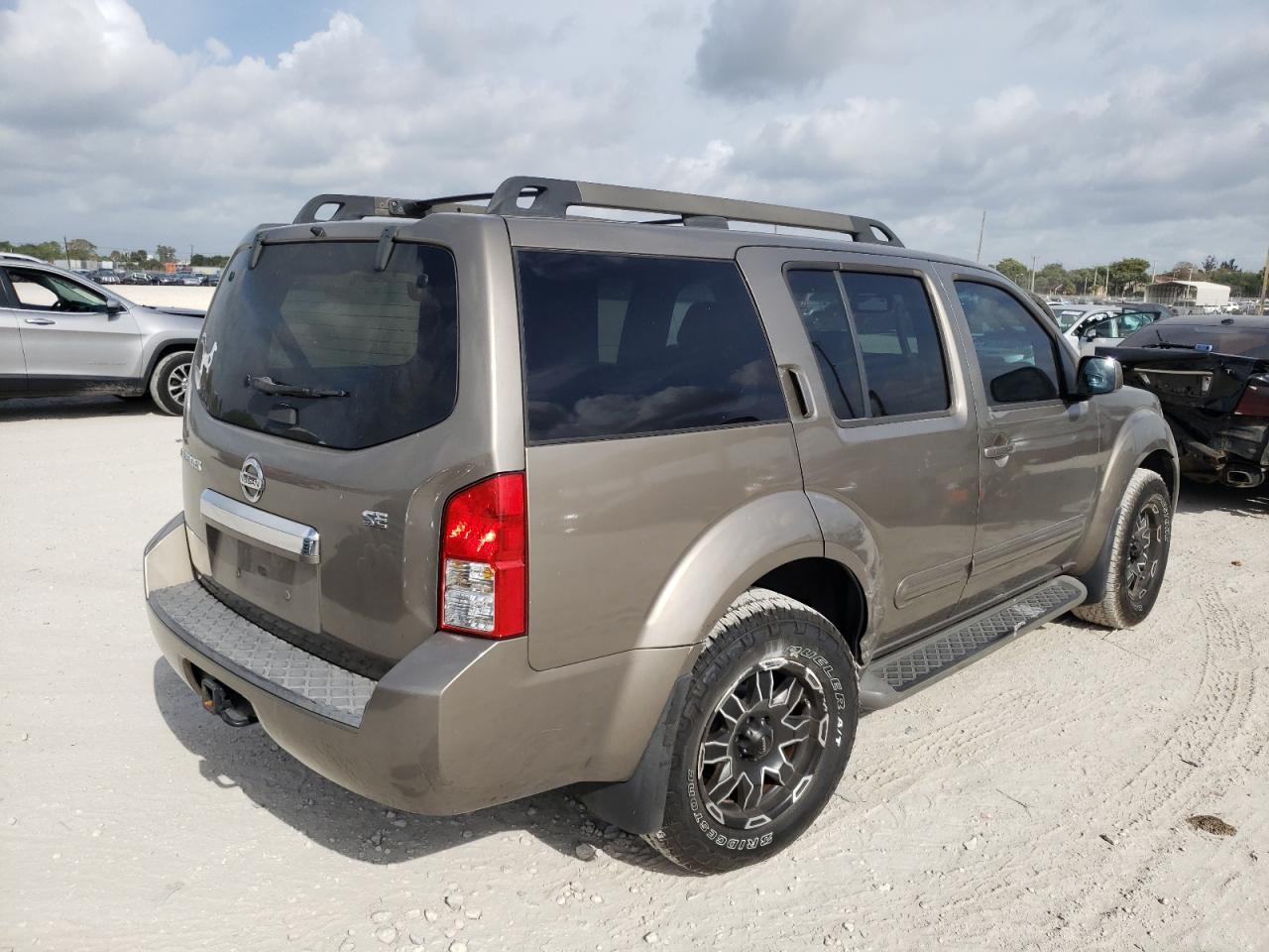 Photo 4 from auction – 2008 NISSAN PATHFINDER with VIN 5N1AR18B68C634263