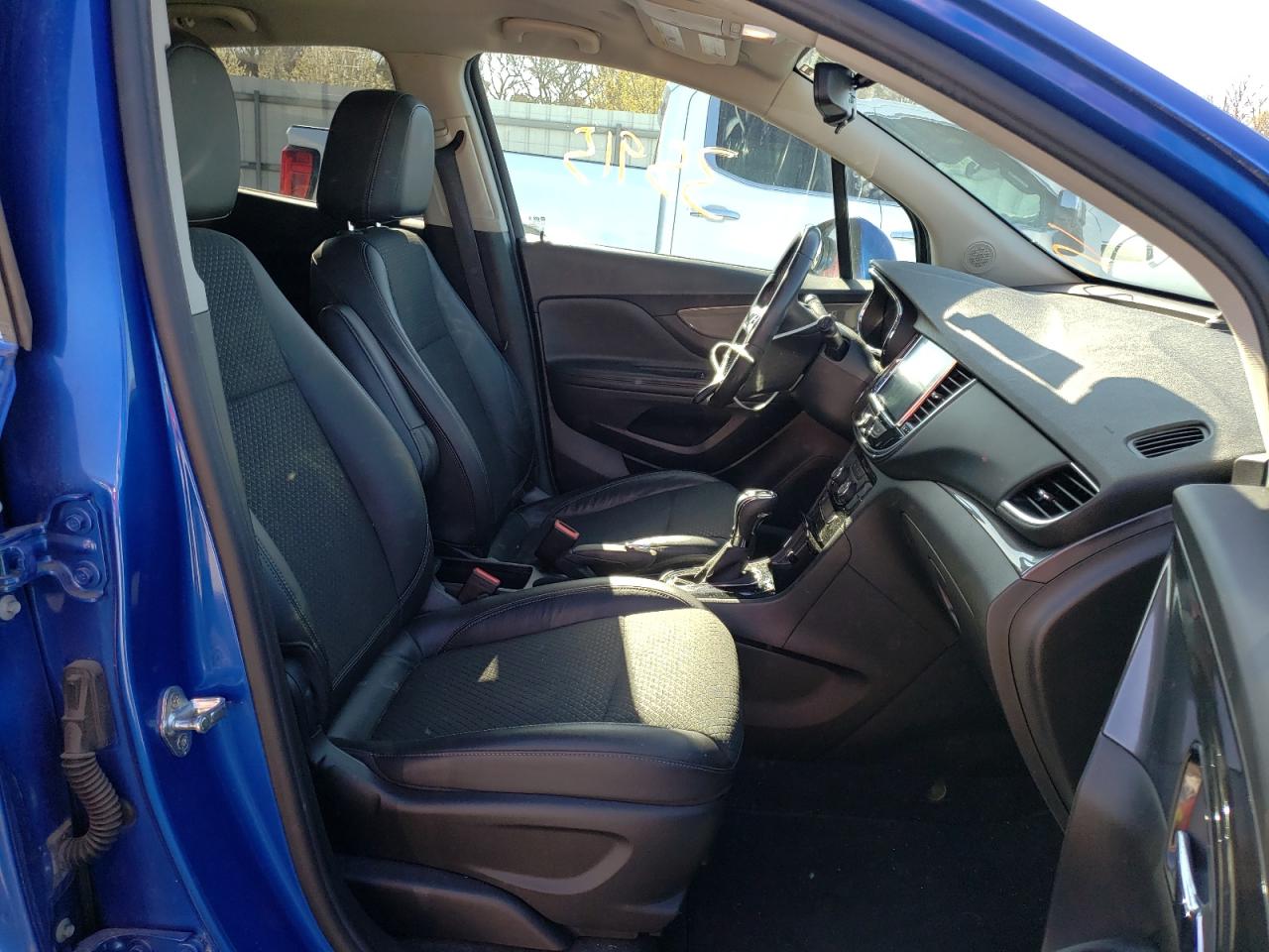 Photo 5 from auction – 2017 BUICK ENCORE PRE with VIN KL4CJASB5HB104105