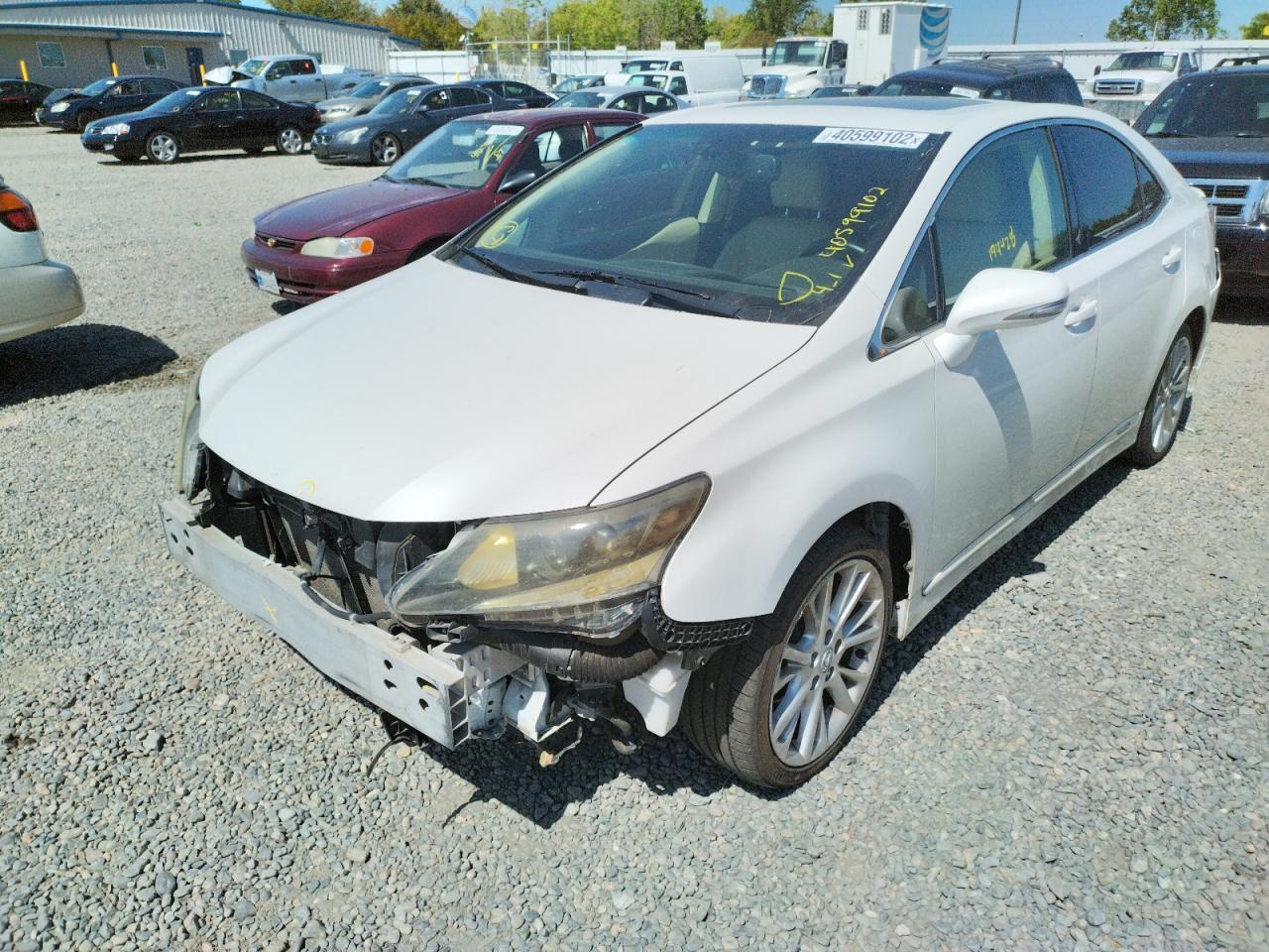 Photo 2 from auction – 2010 LEXUS HS 250H with VIN JTHBB1BA3A2020150