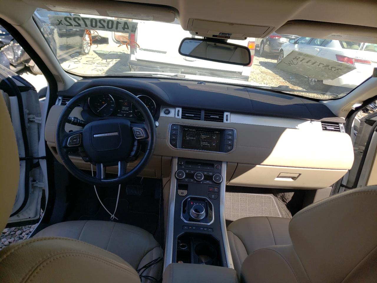 Photo 9 from auction – 2016 LAND ROVER RANGE ROVE with VIN SALVP2BG0GH149861