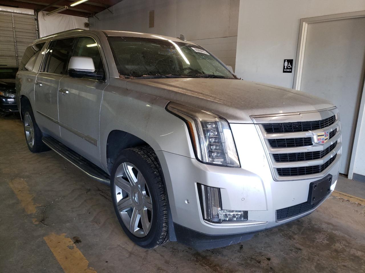 CADILLAC ESCALADE E 2019 with VIN 1GYS3HKJ2KR116930 - Photo from auction