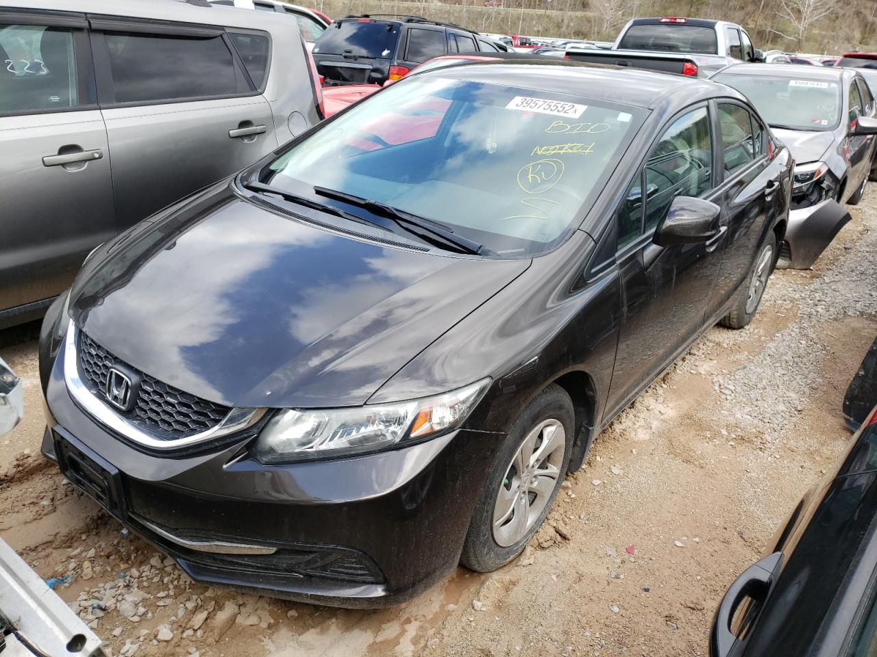 Photo 2 from auction – 2013 HONDA CIVIC LX with VIN 19XFB2F5XDE031224