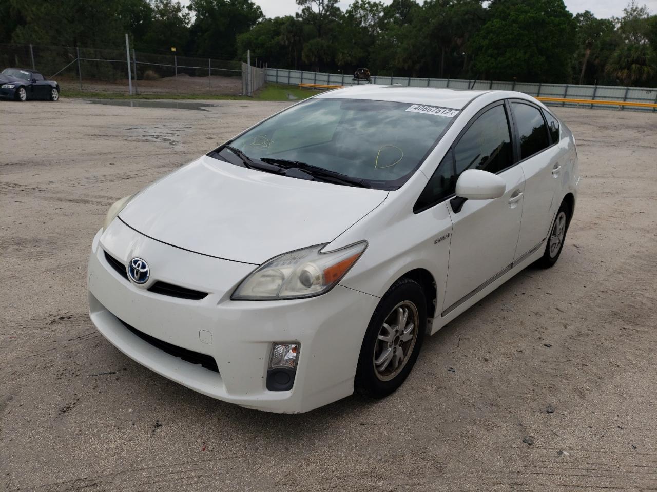 Photo 2 from auction – 2011 TOYOTA PRIUS with VIN JTDKN3DU9B0323720
