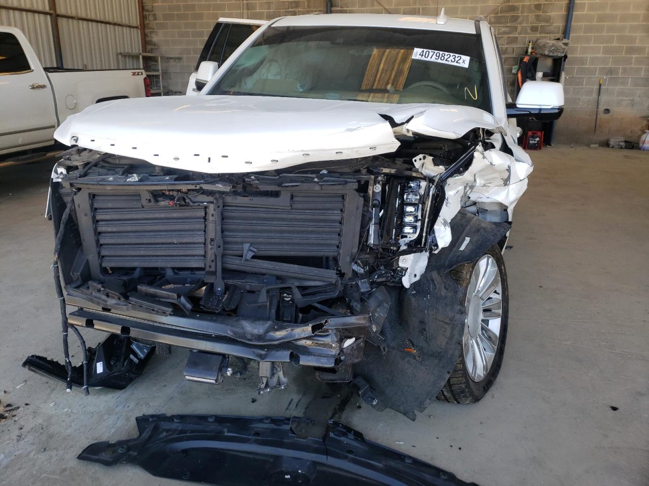 Photo 9 from auction – 2019 CADILLAC ESCALADE P with VIN 1GYS4DKJ9KR190402