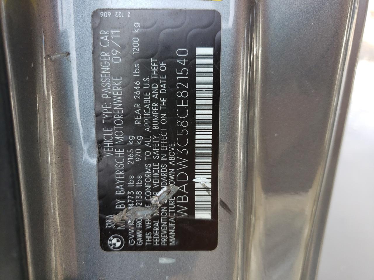 Photo 10 from auction – 2012 BMW 328 I with VIN WBADW3C58CE821540