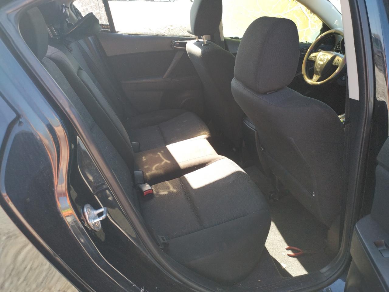 Photo 6 from auction – 2011 MAZDA 3 I with VIN JM1BL1VF9B1404043