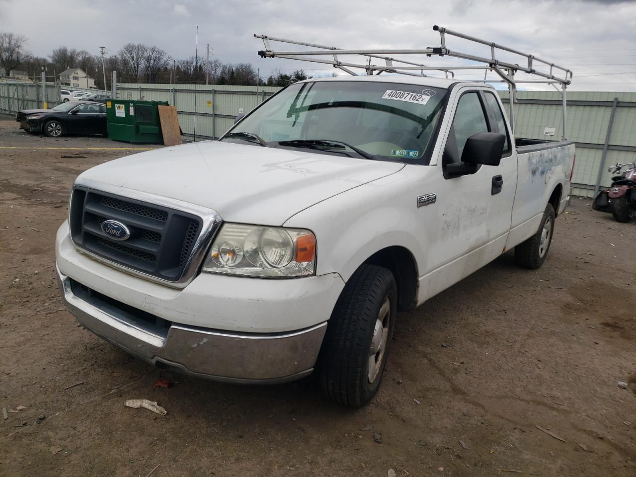 Photo 2 from auction – 2004 FORD F150 with VIN 1FTRF12W44NB75504