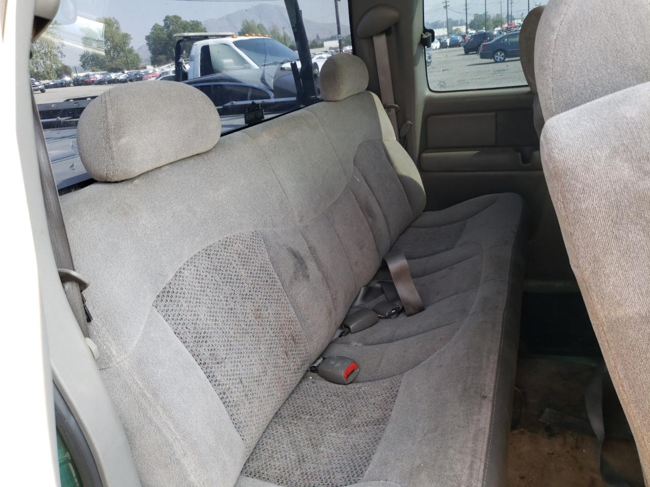 صورة رقم 6 من المزاد - 2000 CHEVROLET SILVERADO مع VIN 2GCEK19T3Y1218162