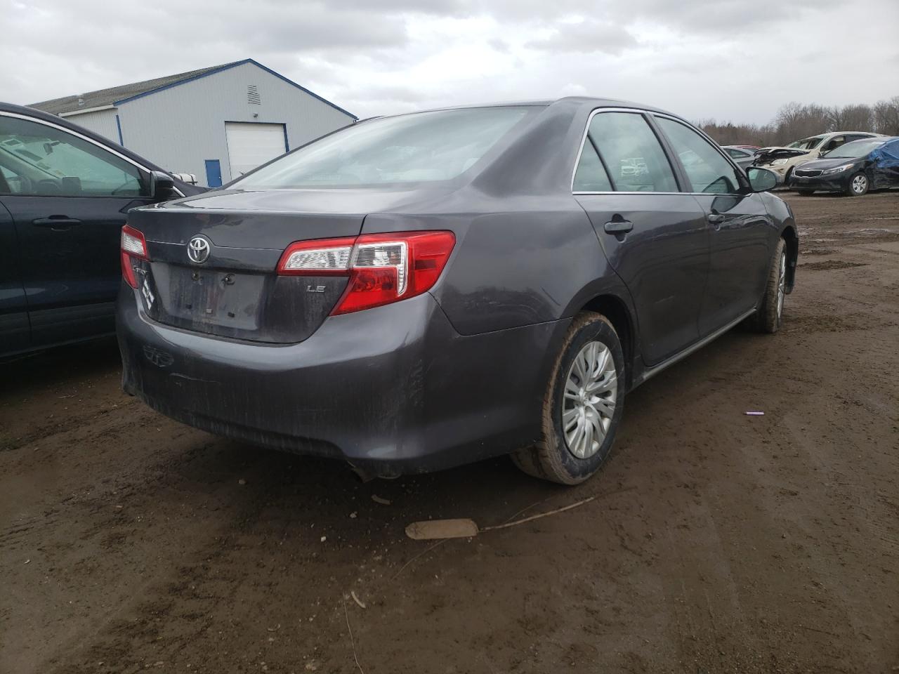 Photo 4 from auction – 2014 TOYOTA CAMRY L with VIN 4T4BF1FK9ER364540