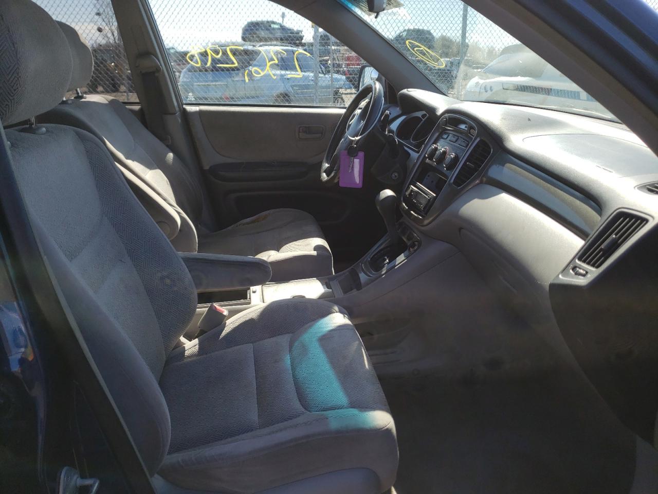 Photo 5 from auction – 2002 TOYOTA HIGHLANDER with VIN JTEHF21A020096814