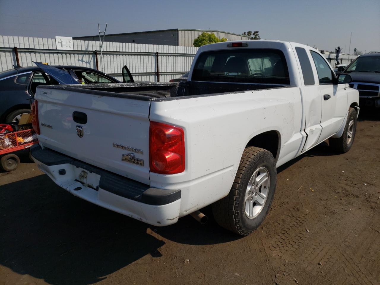 Photo 4 from auction – 2011 DODGE DAKOTA SLT with VIN 1D7RE3BK9BS701254
