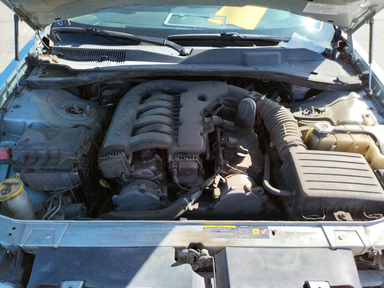 Photo 7 from auction – 2005 CHRYSLER 300 TOURIN with VIN 2C3JA53G75H137130