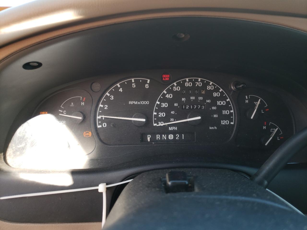 Photo 8 from auction – 1999 FORD EXPLORER with VIN 1FMZU34X9XZA70926