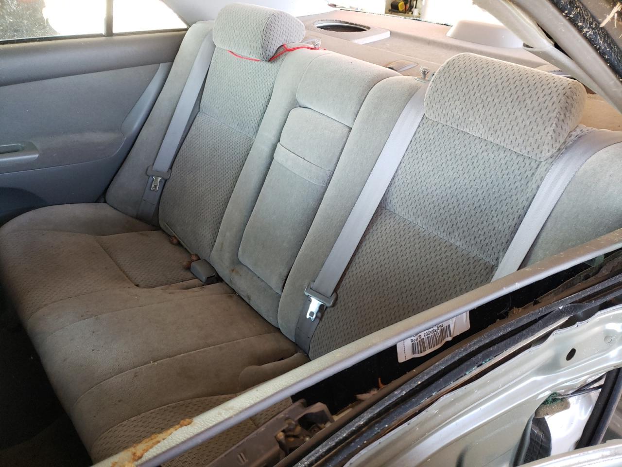 Photo 6 from auction – 2004 TOYOTA CAMRY LE with VIN 4T1BE32K34U270215