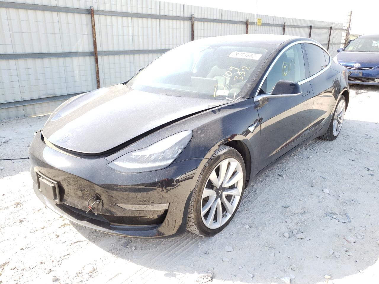 Photo 2 from auction – 2018 TESLA MODEL 3 with VIN 5YJ3E1EB2JF109352