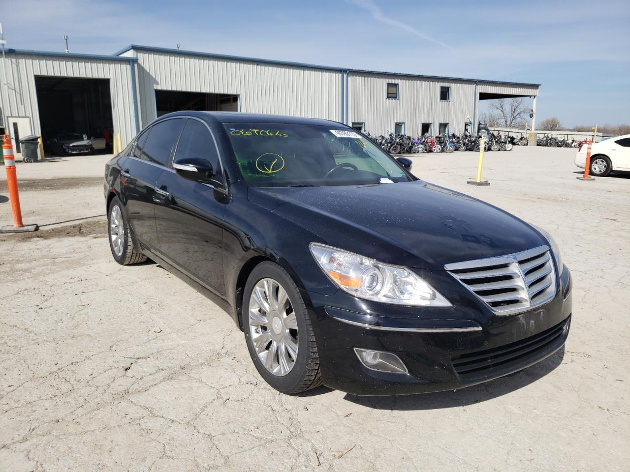 HYUNDAI GENESIS 3. 2009 with VIN KMHGC46E89U069066 - Photo from auction