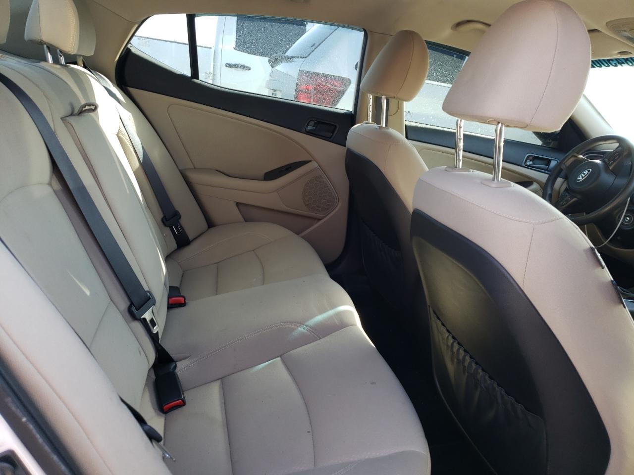 Photo 6 from auction – 2015 KIA OPTIMA LX with VIN KNAGM4A70F5582003
