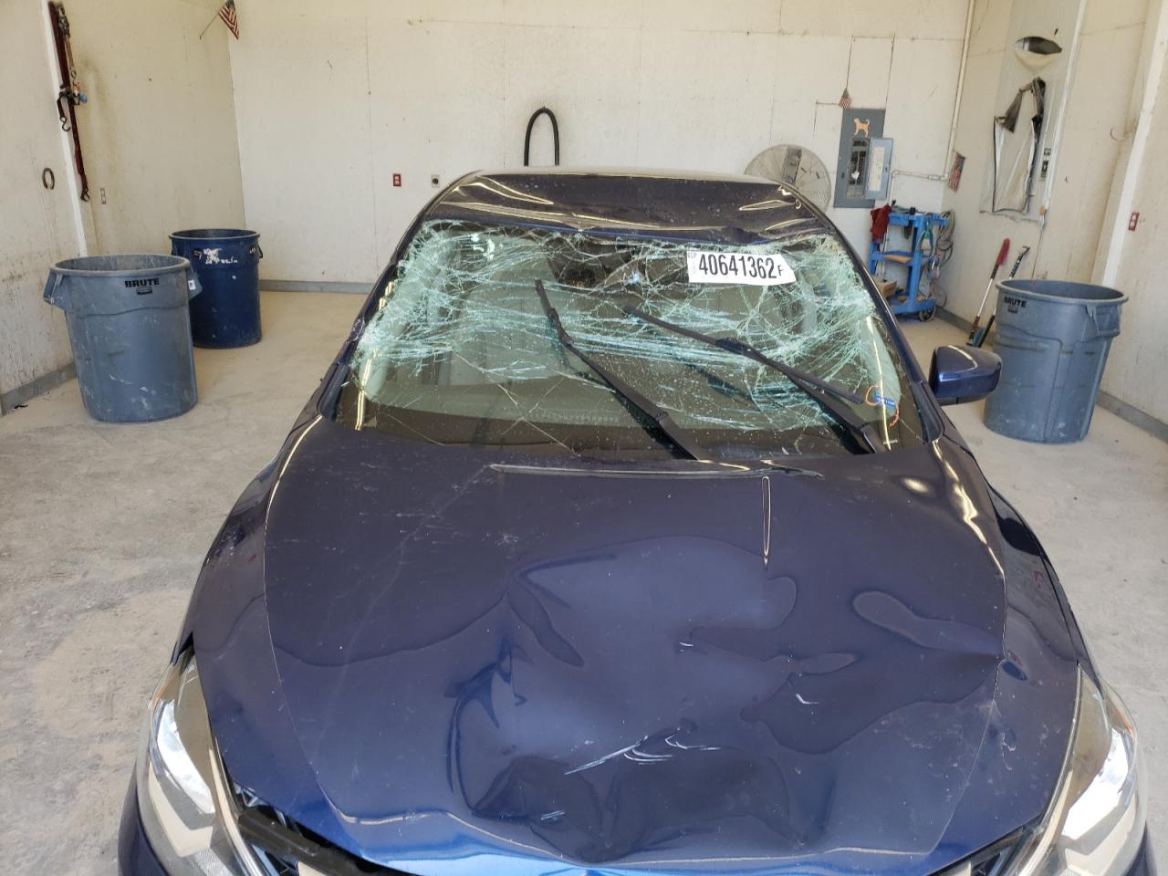 Photo 9 from auction – 2017 NISSAN SENTRA with VIN 3N1AB7AP5HY264774
