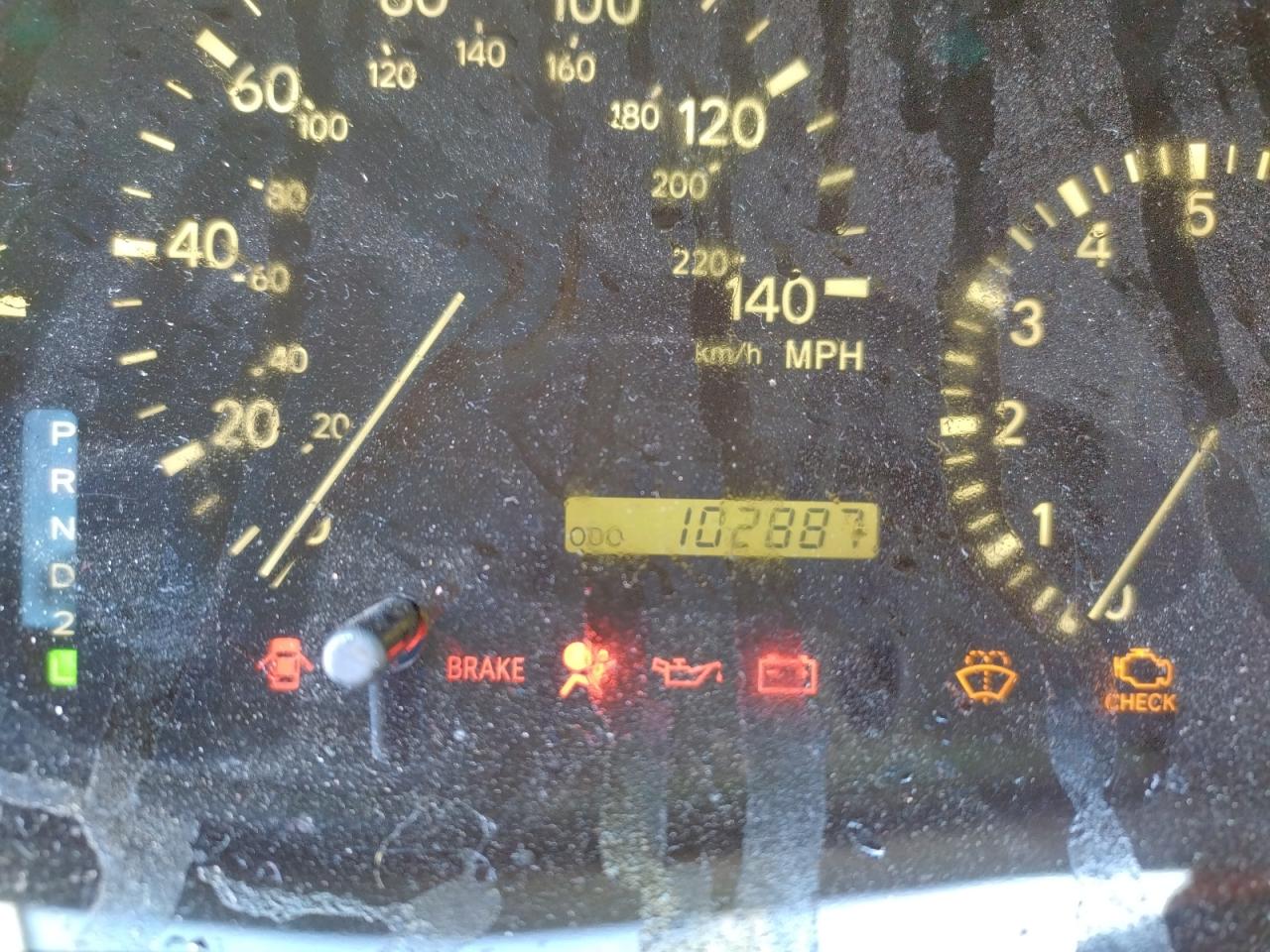 Photo 8 from auction – 2000 LEXUS RX 300 with VIN JT6GF10U9Y0063557
