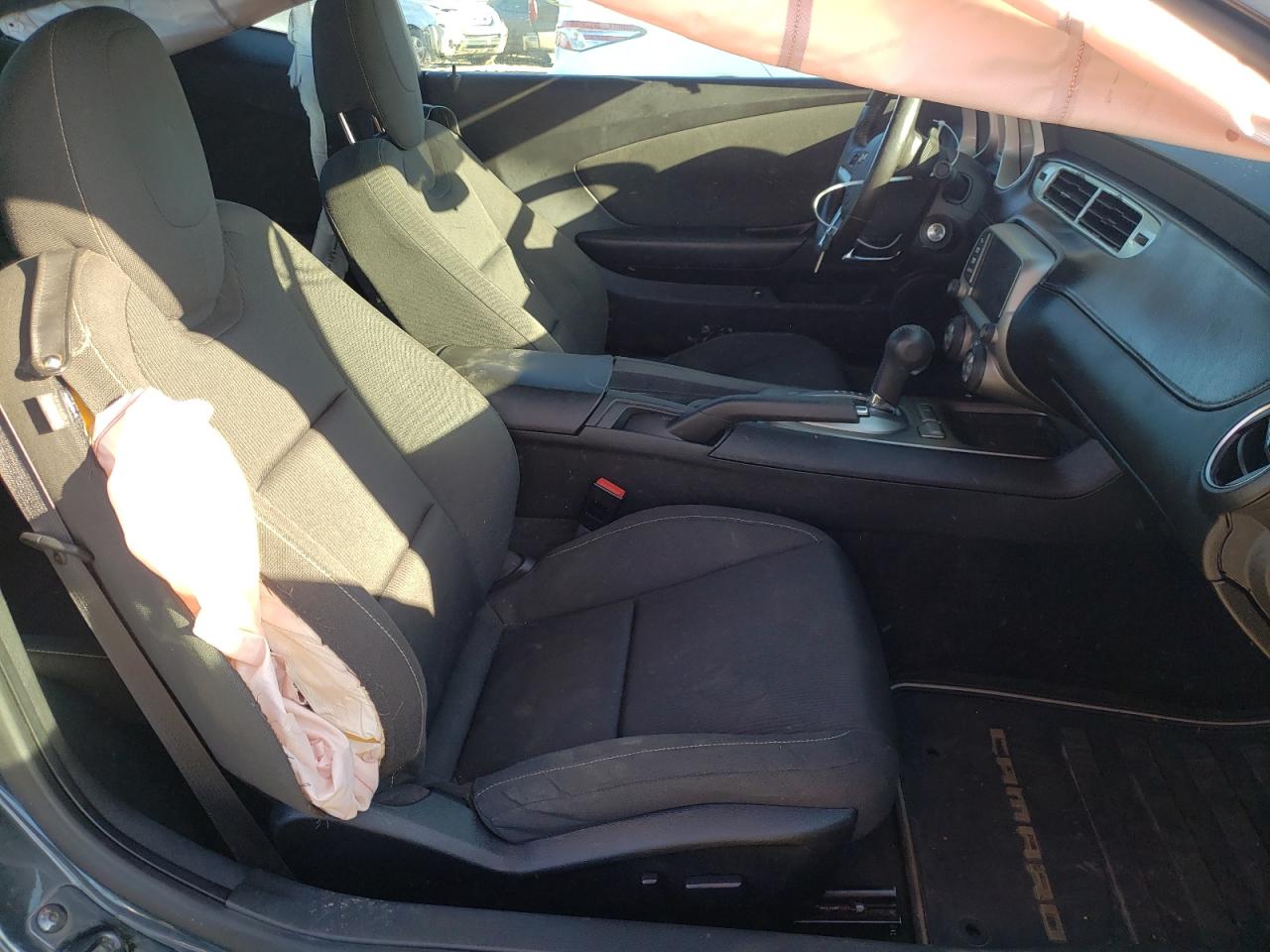 Photo 5 from auction – 2015 CHEVROLET CAMARO LT with VIN 2G1FD1E36F9311995