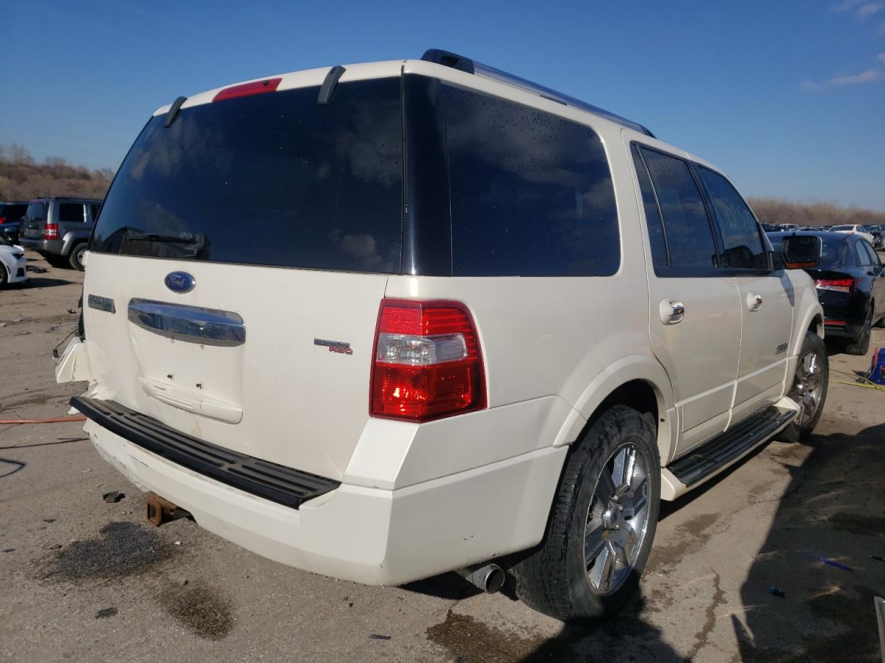 Photo 4 from auction – 2007 FORD EXPEDITION with VIN 1FMFU20557LA87727