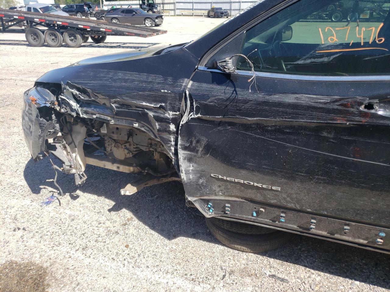 Photo 9 from auction – 2014 JEEP CHEROKEE L with VIN 1C4PJLDS3EW106584