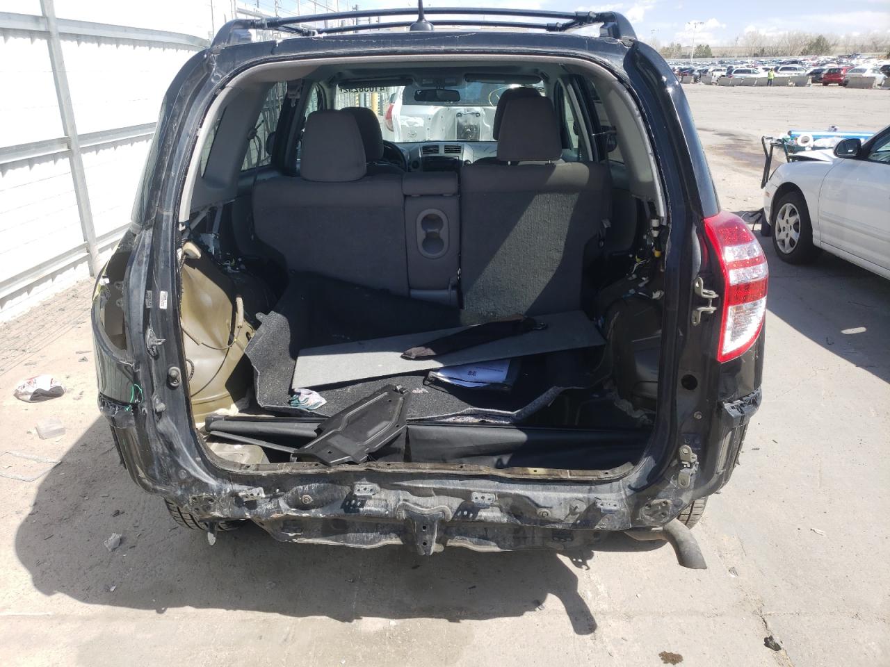 Photo 9 from auction – 2012 TOYOTA RAV4 with VIN 2T3BF4DV6CW235572
