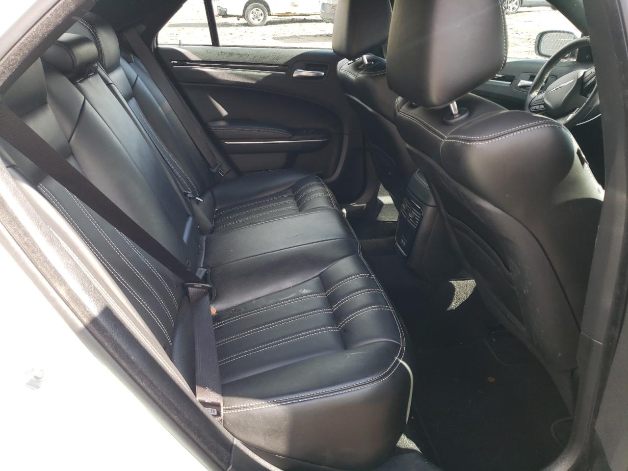 Photo 6 from auction – 2021 CHRYSLER 300 S with VIN 2C3CCABGXMH545729