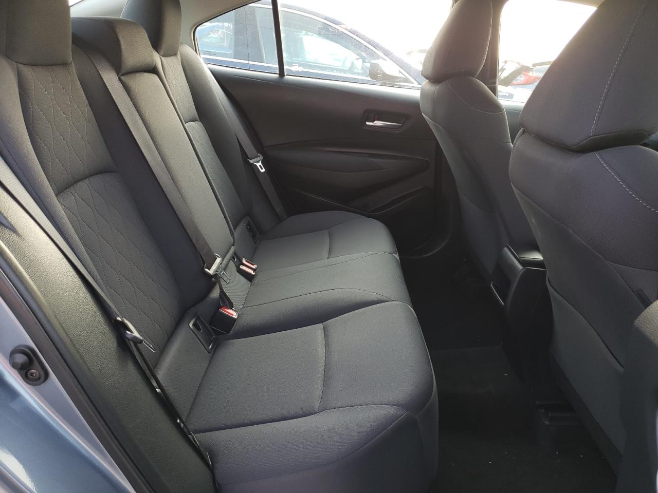 Photo 6 from auction – 2020 TOYOTA COROLLA LE with VIN 5YFEPRAEXLP066324