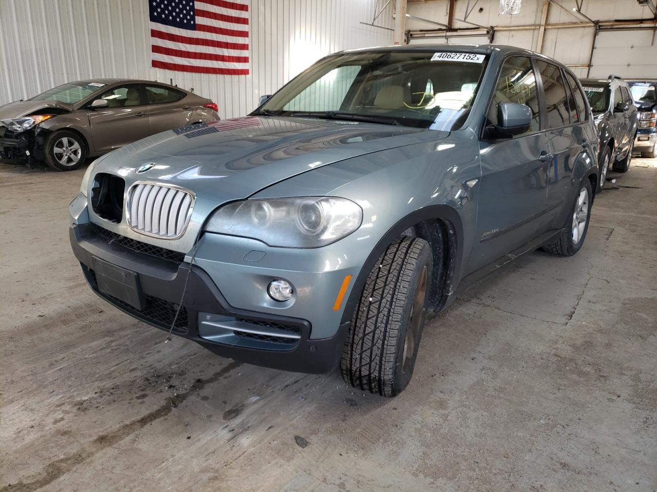 Photo 2 from auction – 2010 BMW X5 XDRIVE3 with VIN 5UXFF0C52ALJ99812