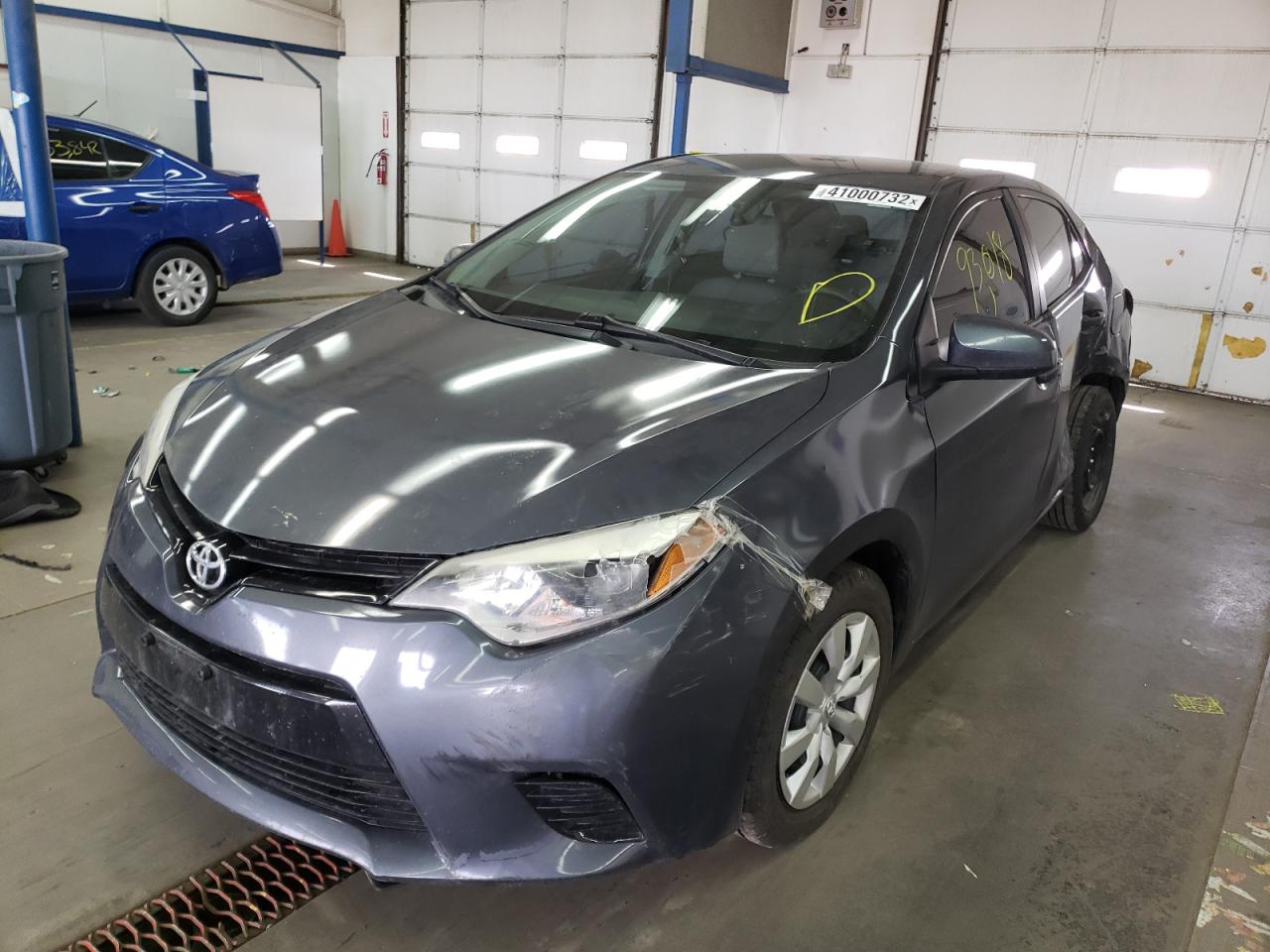 Photo 2 from auction – 2014 TOYOTA COROLLA L with VIN 5YFBURHE1EP153176