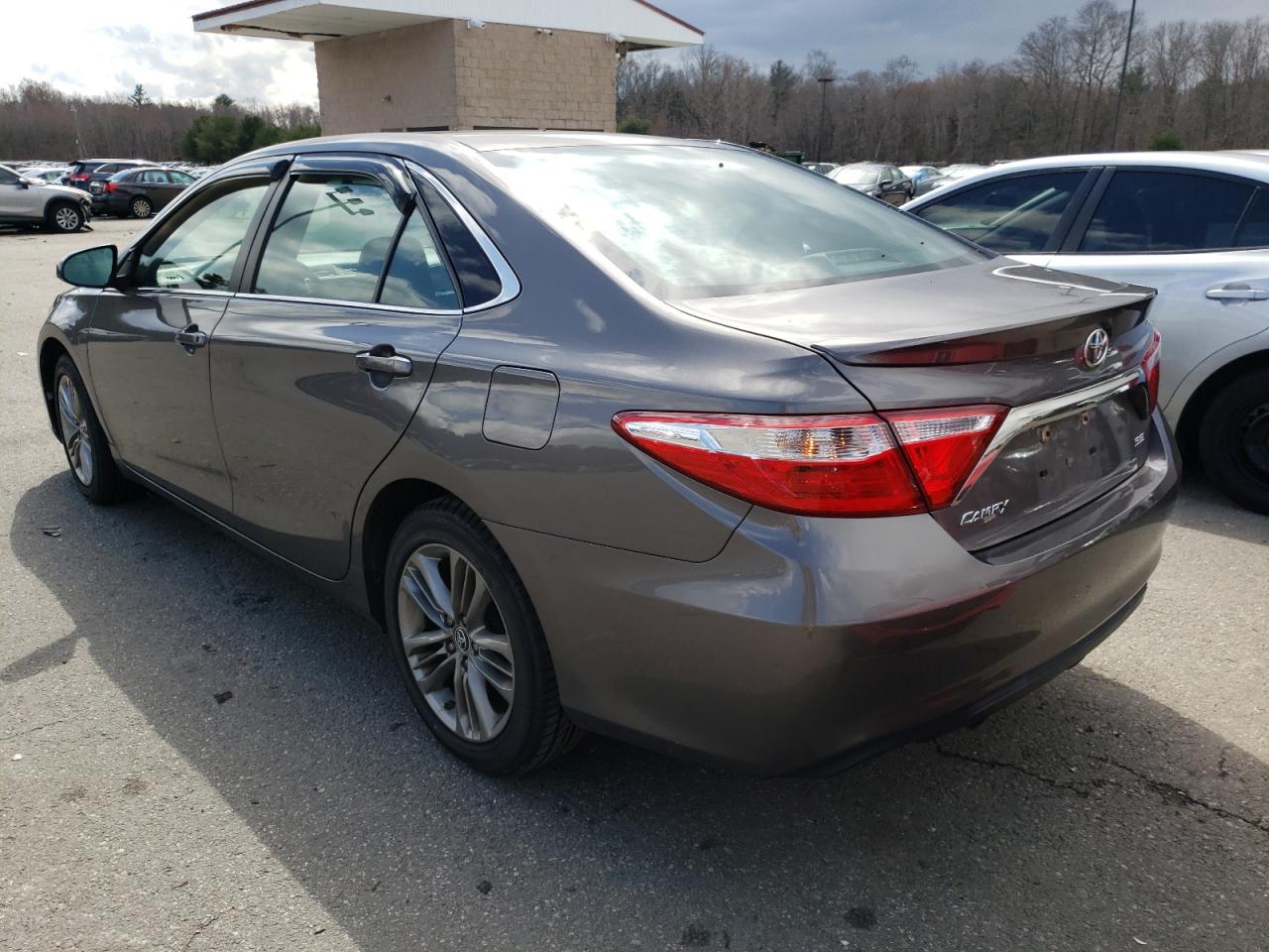 Photo 3 from auction – 2015 TOYOTA CAMRY LE with VIN 4T1BF1FK5FU003060