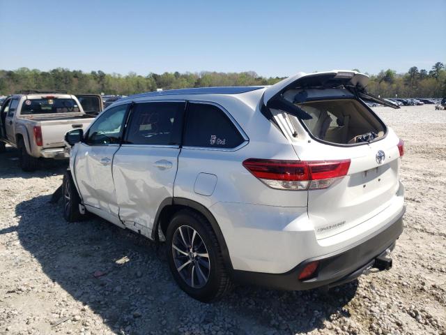 Photo 3 from auction – 2018 TOYOTA HIGHLANDER with VIN 5TDKZRFH9JS547976