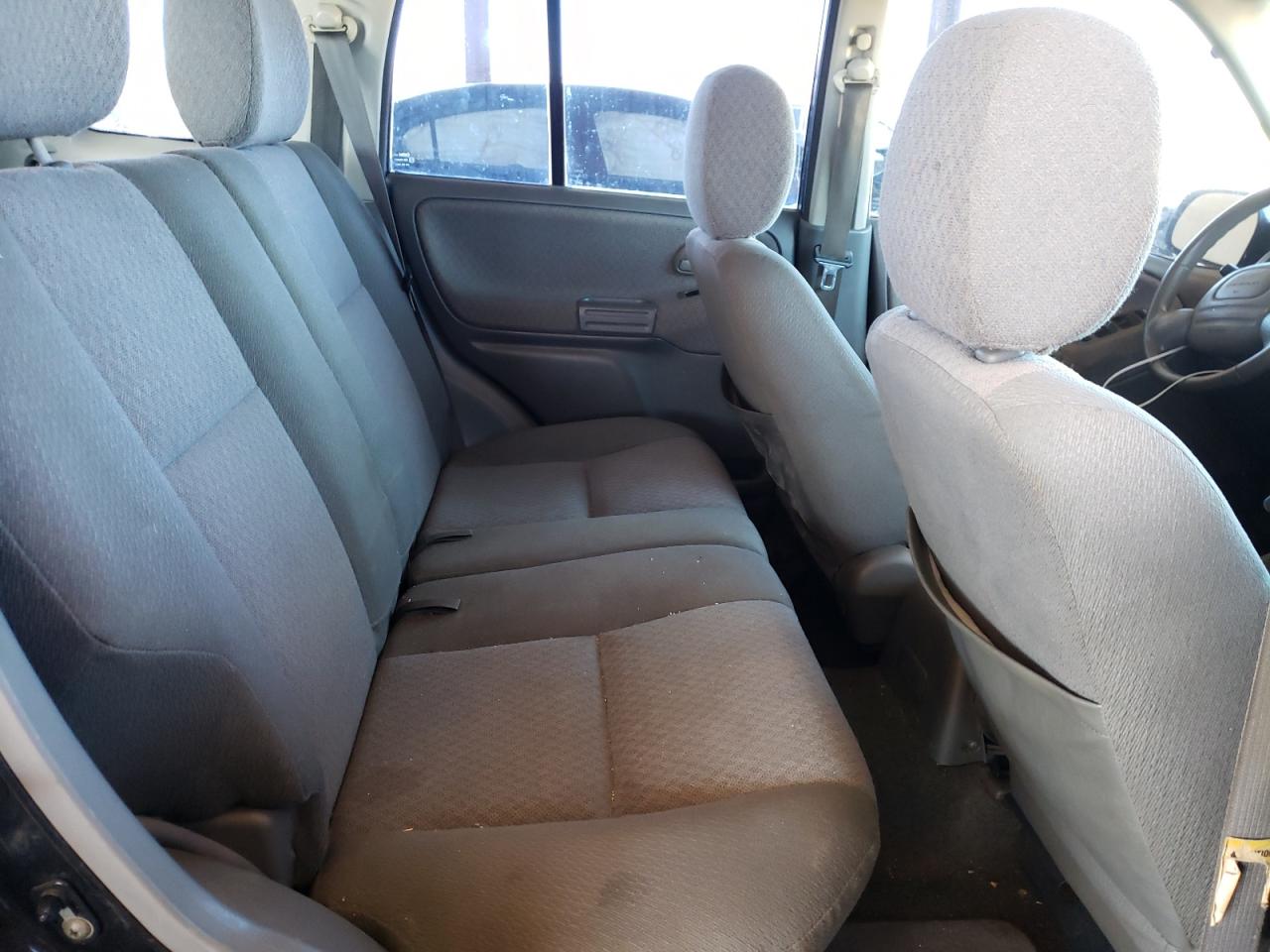 Photo 6 from auction – 1999 CHEVROLET TRACKER with VIN 2CNBE13C0X6923324
