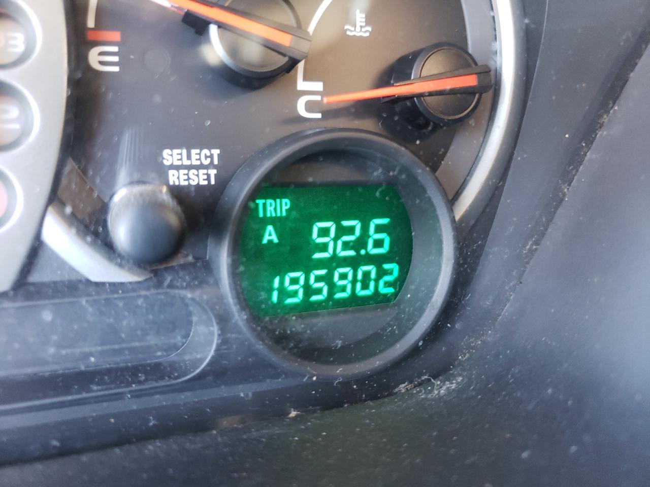 Photo 8 from auction – 2004 HONDA PILOT EXL with VIN 2HKYF18764H605075