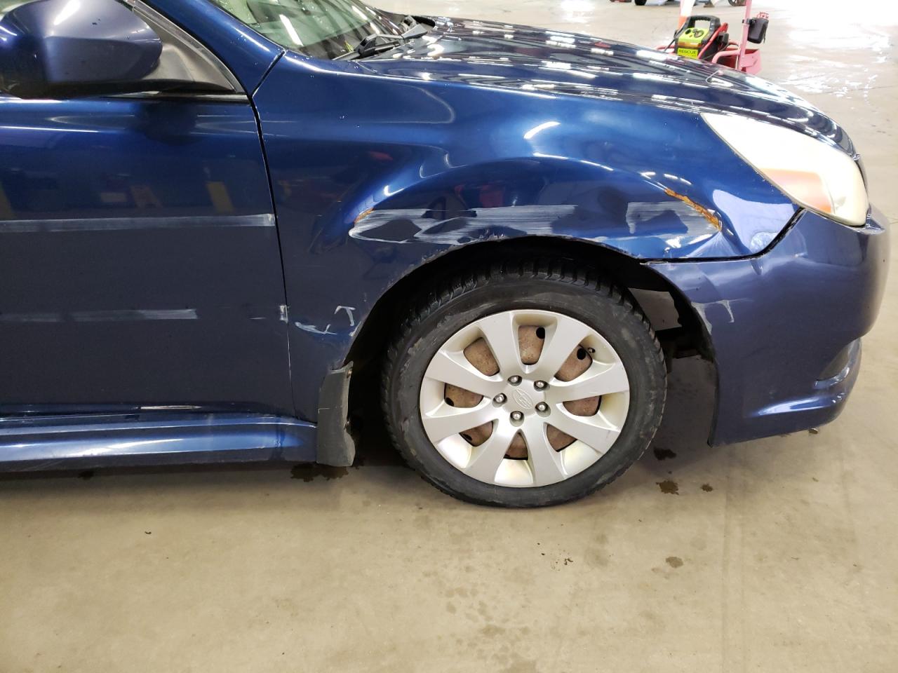 Photo 9 from auction – 2010 SUBARU LEGACY 2.5 with VIN 4S3BMAH63A1217095