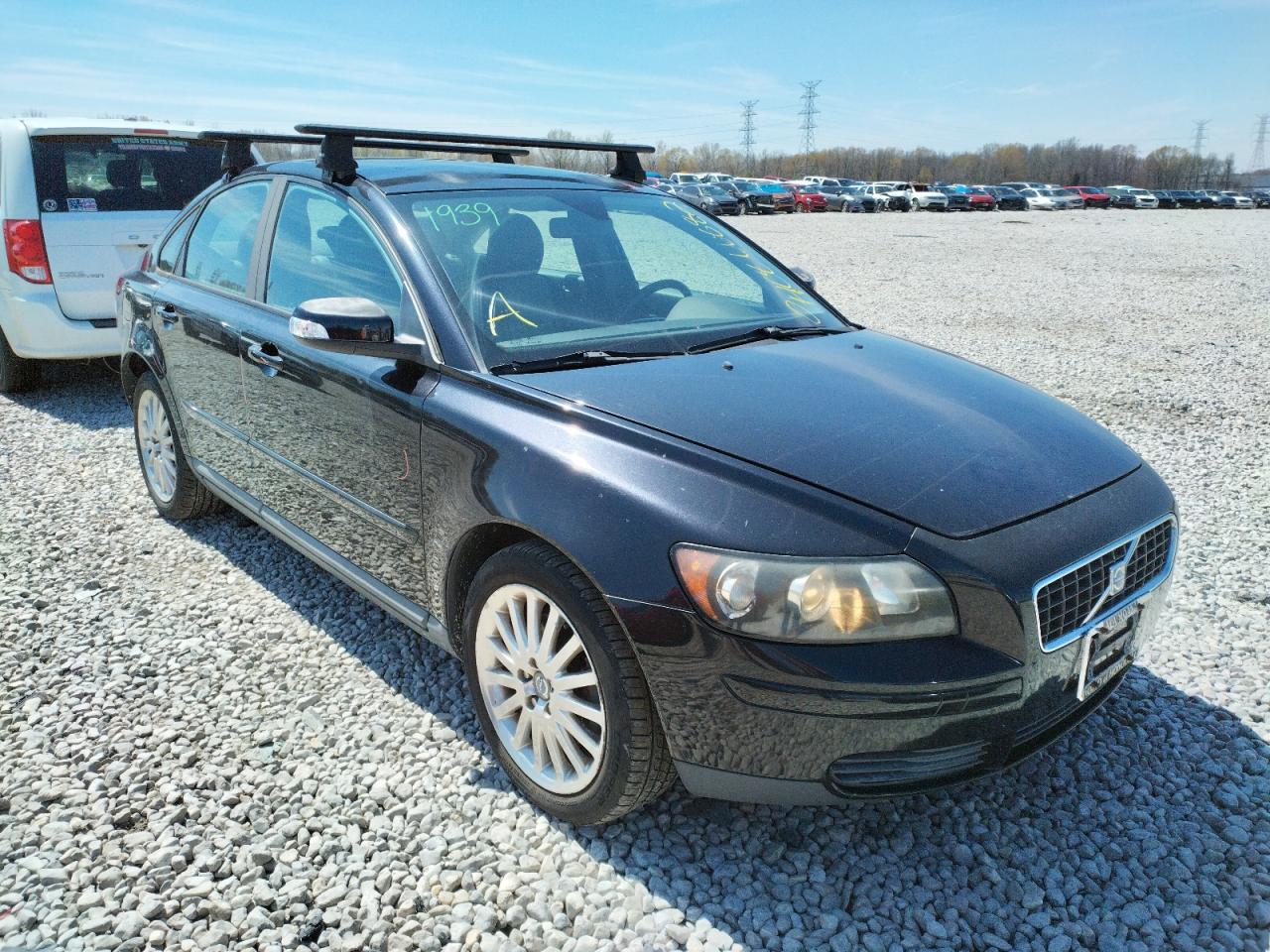 VOLVO S40 2.4I 2007 with VIN YV1MS382772305457 - Photo from auction