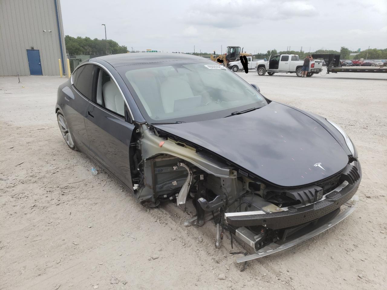 TESLA MODEL 3 2020 with VIN 5YJ3E1EB8LF640087 - Photo from auction