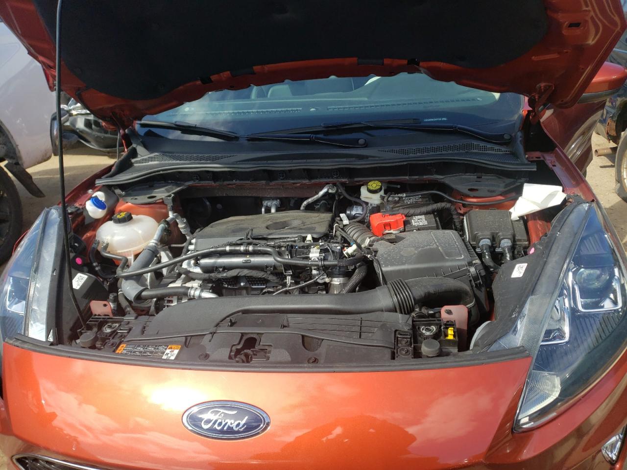 Photo 7 from auction – 2020 FORD ESCAPE SEL with VIN 1FMCU0H64LUA37135