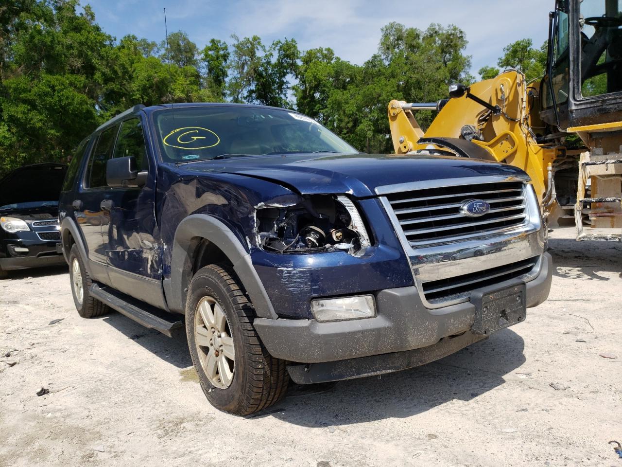 FORD EXPLORER X 2006 with VIN 1FMEU73EX6ZA16006 - Photo from auction