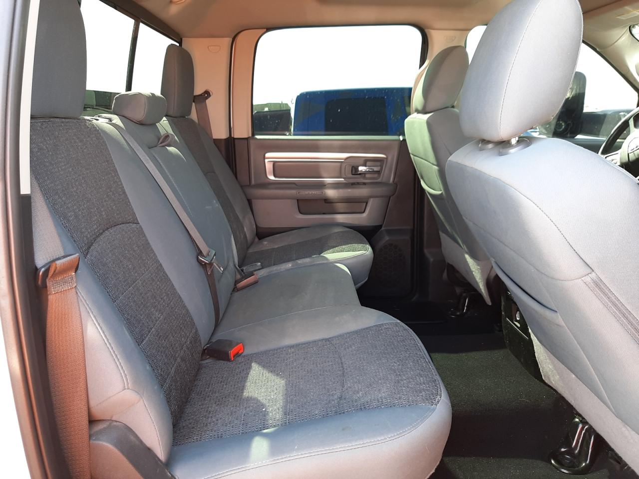 Photo 6 from auction – 2018 RAM 2500 SLT with VIN 3C6UR5DL2JG359525