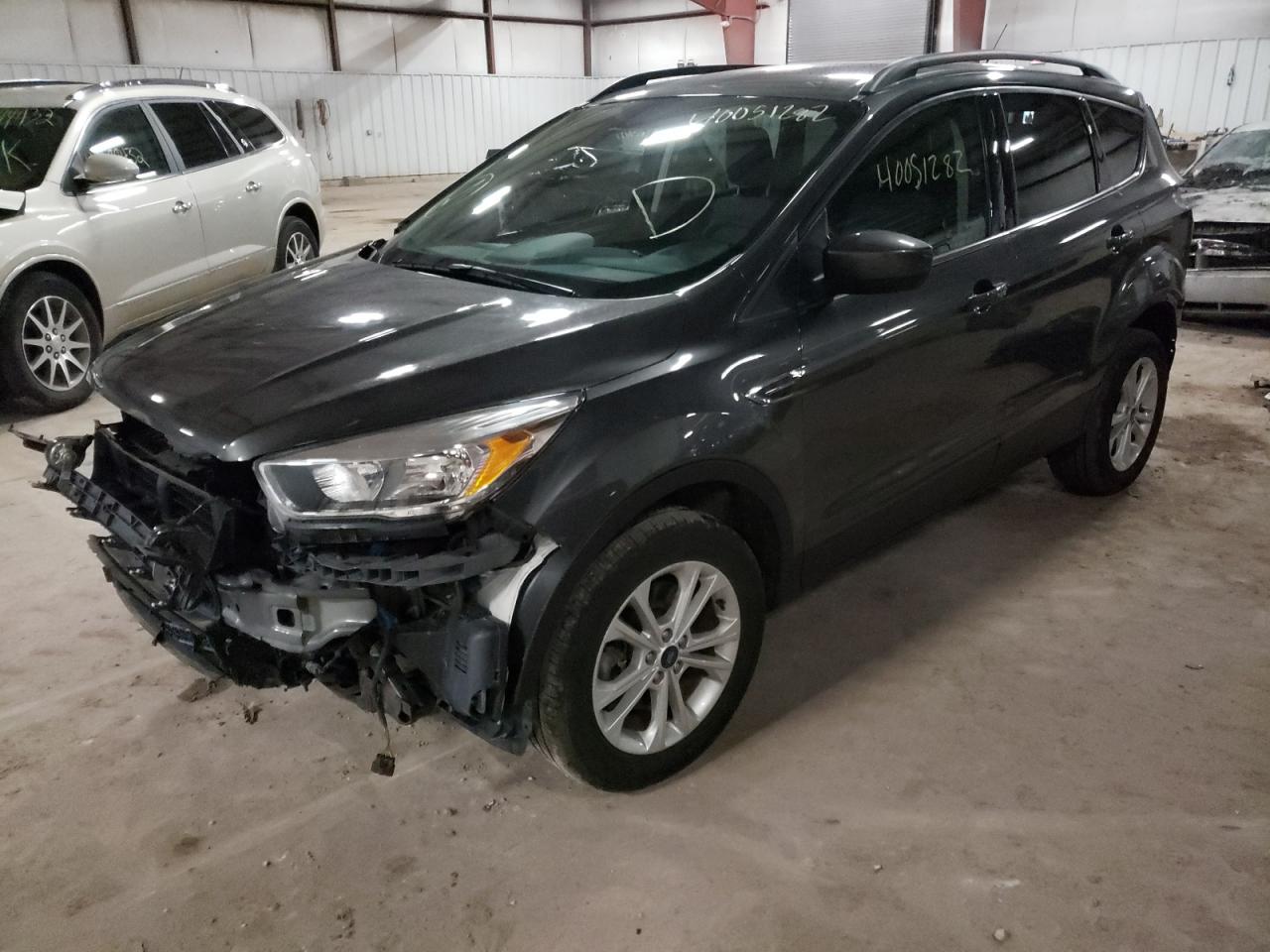 Photo 2 from auction – 2018 FORD ESCAPE SE with VIN 1FMCU9GDXJUA96658