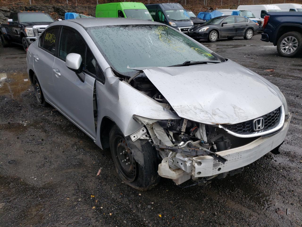 HONDA CIVIC LX 2013 with VIN 2HGFB2F5XDH569945 - Photo from auction
