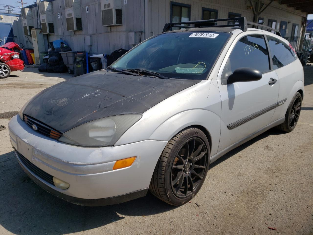 Photo 2 from auction – 2000 FORD FOCUS ZX3 with VIN 3FAFP313XYR246524