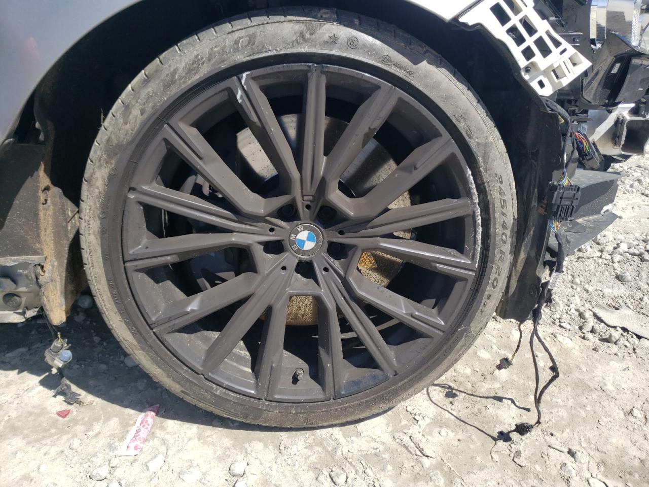 Photo 9 from auction – 2021 BMW 740 I with VIN WBA7T2C02MCF12022