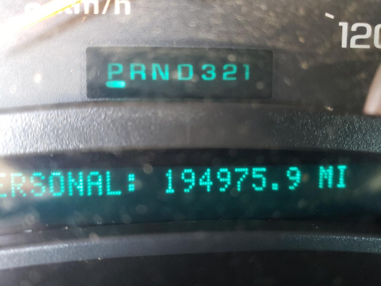 Photo 8 from auction – 2004 CHEVROLET AVALANCHE with VIN 3GNEC12T14G118240