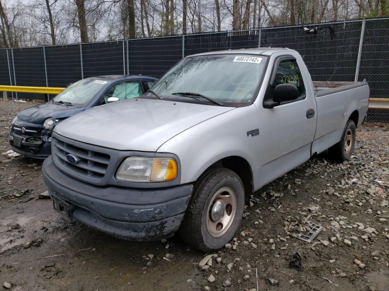 Zdjęcie 2 z aukcji – 2002 FORD F150 z VIN 1FTRF17202NA18894