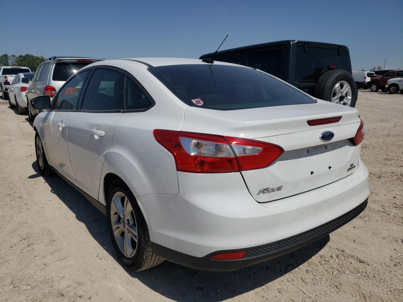 Photo 3 from auction – 2014 FORD FOCUS SE with VIN 1FADP3F2XEL387191